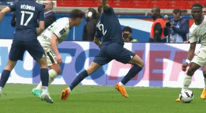 1682868589956012268.gif b5.gif