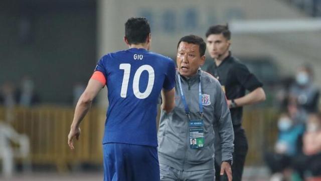 华体会HTH平台-严谨布阵+奇兵后招 崔康熙战术对决胜出凭一“点”