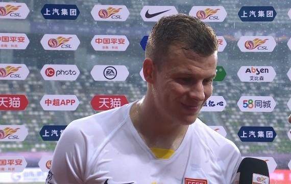 华体会HTH平台-梅米：知道丛震非故意 但不解其为何双脚离地飞铲